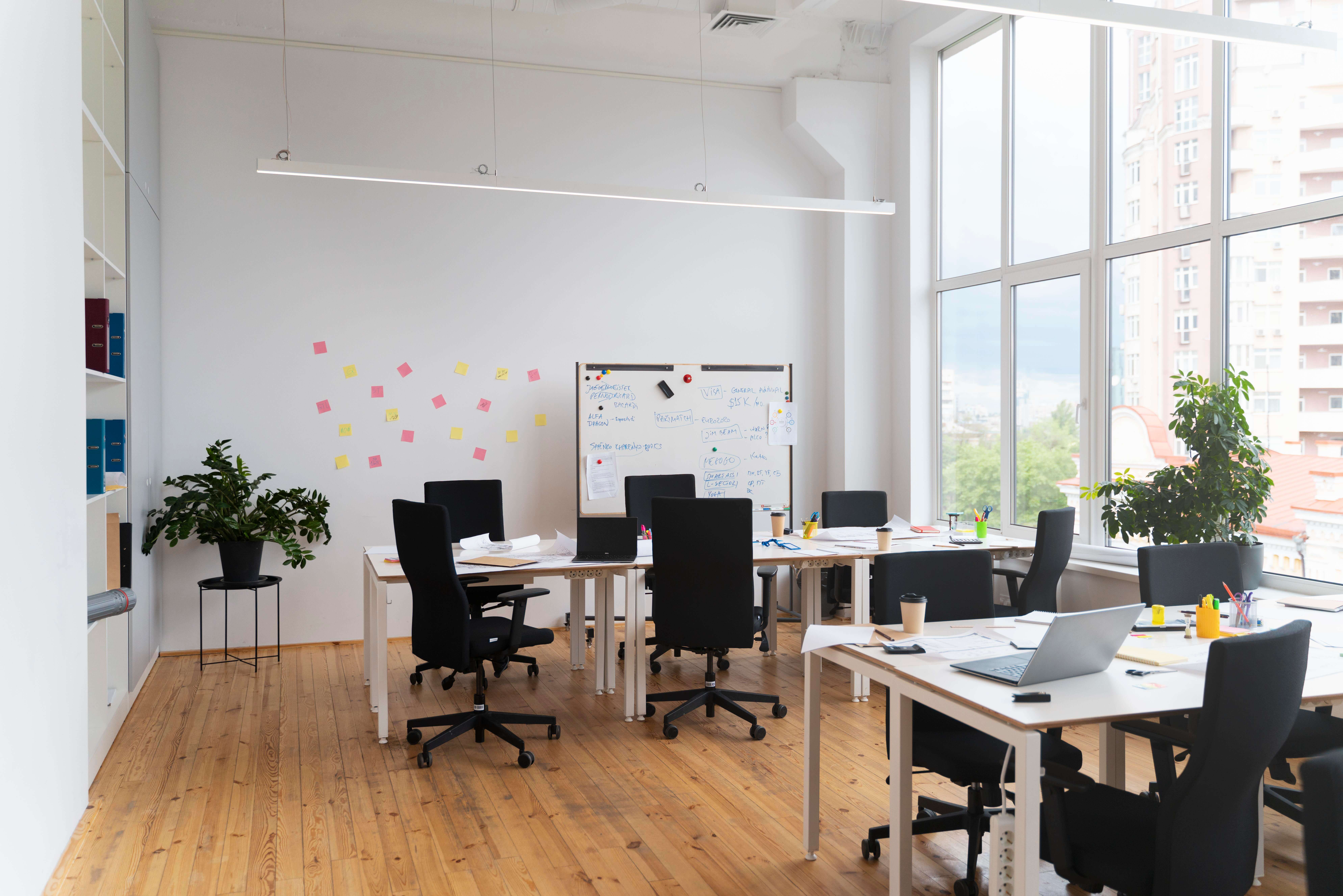 Maximizing Small Office Space: Intelligent Design Techniques and Ideas